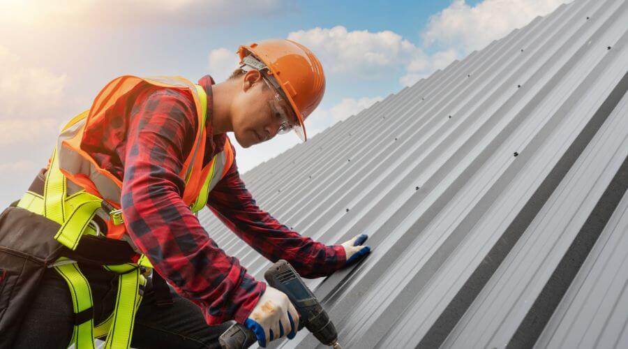 Professional residential roofers in Wolf Creek, MT